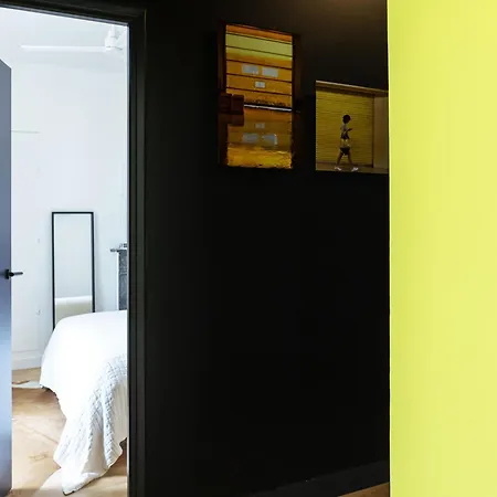 Apartment Centre